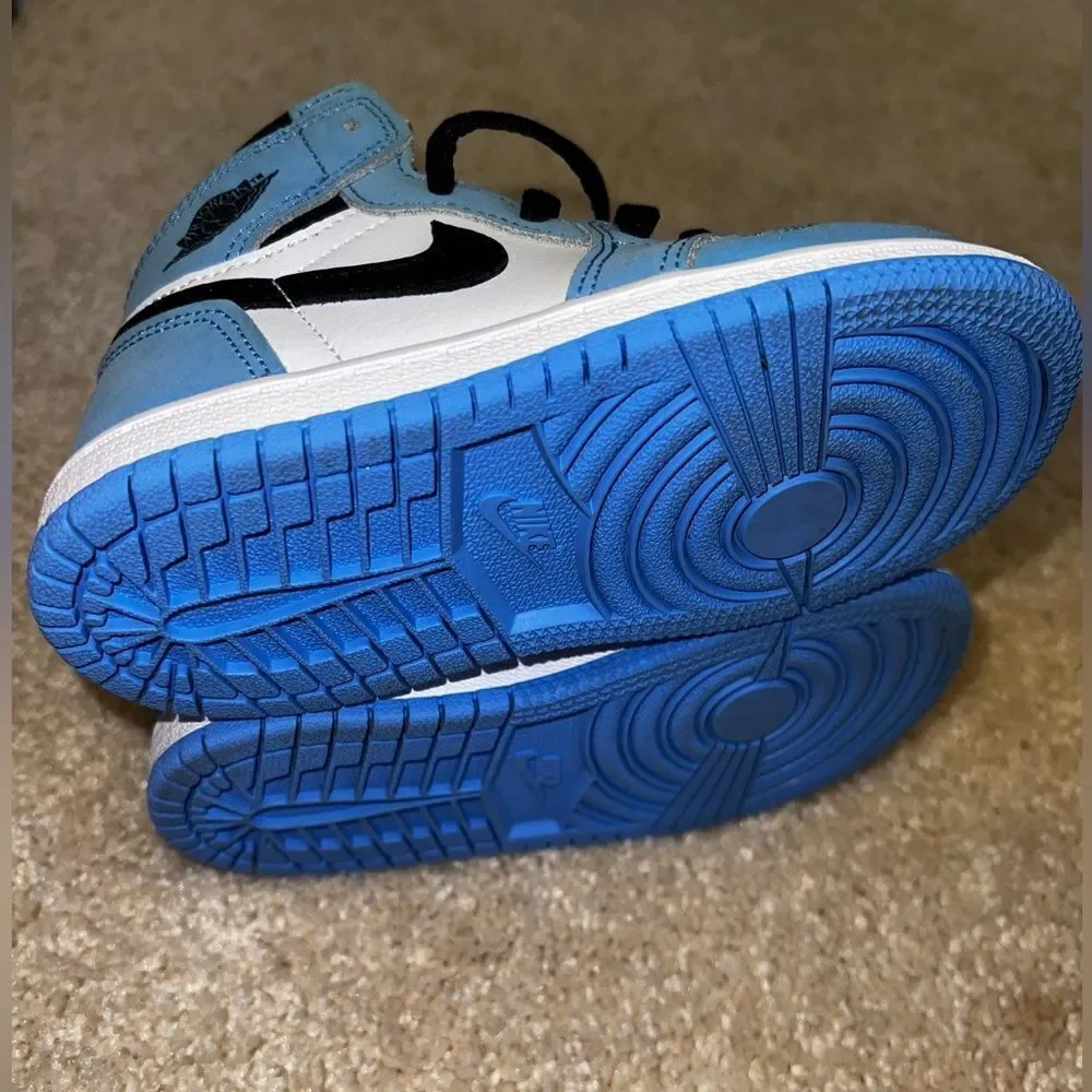 JORDAN 1 RETRO HIGH UNIVERSITY BLUE
